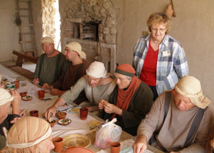 A Shabat Meal at Hydes